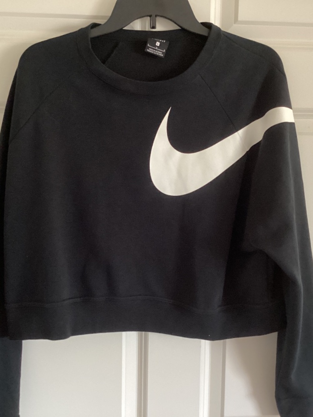 Nike Cropped Top - Picture 2 of 6